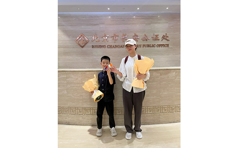 最快时间盲拧还原并克隆二阶魔方的同胞姐弟(图5）