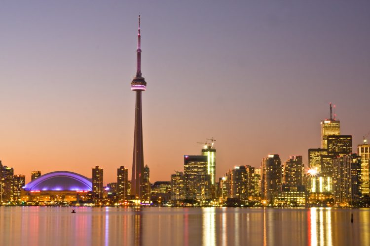 加拿大多伦多加拿大国家电视塔-最高的塔