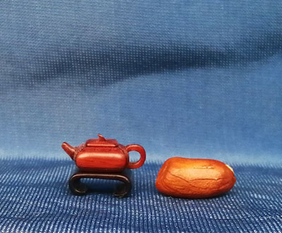 世界最小的木片拼制茶壶