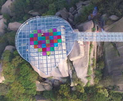 最大的心形玻璃观景平台