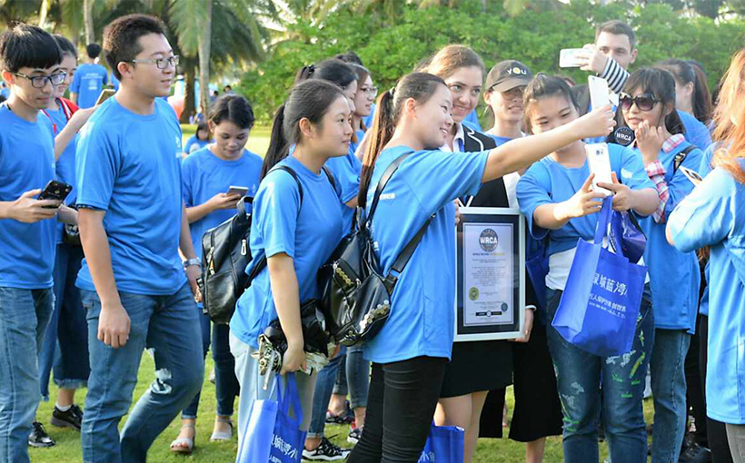最大规模的保护沙滩环保活动
