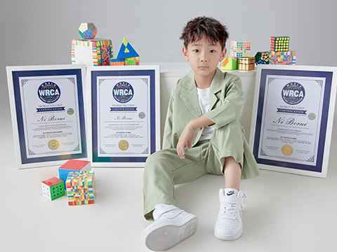 最小年龄还原十五阶魔方