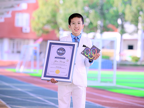 最快时间单手还原魔板