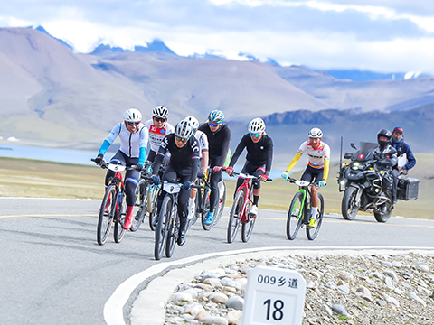 世界海拔最高的环湖自行车赛