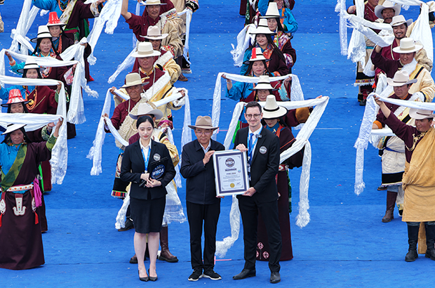 最大规模的藏族情歌对唱